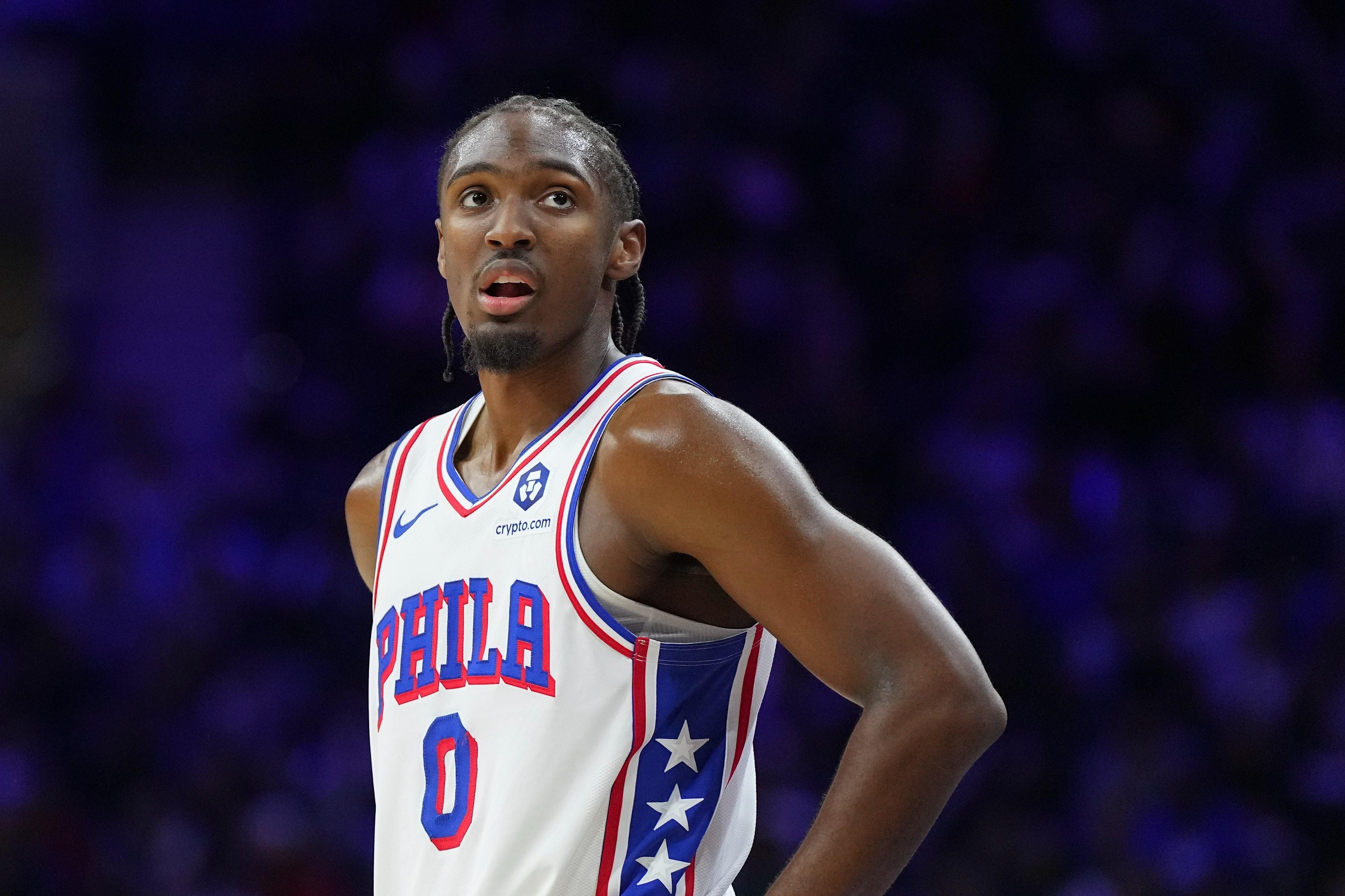 咪咕体育登录入口-NBA常规赛场均出场时间前十：马克西38分钟领衔，火箭三人入选